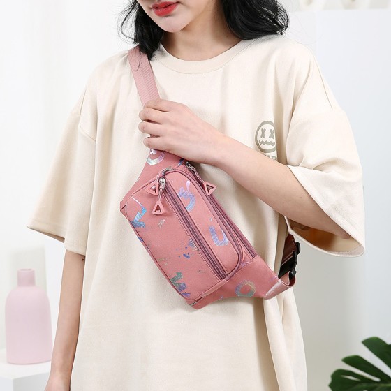 2026新款潮牌多功能斜挎腰包女士胸包户外休闲工作运动手机大容量