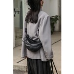 小众设计饺子包女斜挎包2026新款韩版包包高级感马鞍
