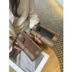 跨境新款2026热销爆款帆布手拿包女式真皮手包高级感牛皮手机包