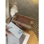 跨境新款2026热销爆款帆布手拿包女式真皮手包高级感牛皮手机包