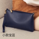 女式手拿包2026新款潮真皮手拎包女小包手抓包软皮简约迷你小挎包