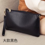 女式手拿包2026新款潮真皮手拎包女小包手抓包软皮简约迷你小挎包