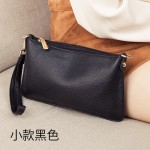 女式手拿包2026新款潮真皮手拎包女小包手抓包软皮简约迷你小挎包