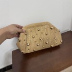 编织手拿包女新款时尚金属高级感通勤晚宴包小众设计感铆钉链条包