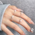 古猫宁 四颗珍珠食指指环女ins金色大气贝珠细圈开口叠戴戒指个性