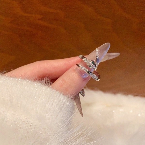 欧美独特锆石绿眼睛蛇形开口戒指复古冷淡风轻奢个性风潮小蛇指环