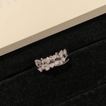 「指尖冠冕」宫廷小皇冠温柔公主风开口戒指精致镂空闪钻轻奢指环