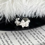 幻彩雾境韩版时尚轻奢哑光银色蝴蝶花朵戒指女精致叠戴甜美指环潮
