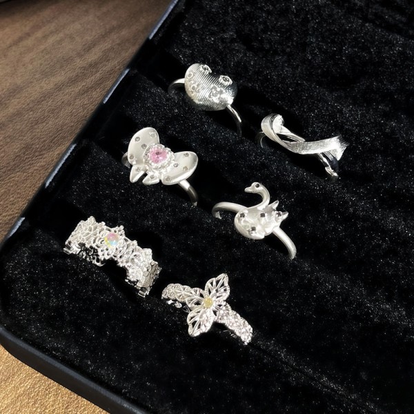 银纱漫绕法式蕾丝镂空磨砂质感戒指女爱心蝴蝶结天鹅混搭时尚指环