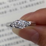 高级感天使之眼戒指轻奢百搭日常悬浮马眼闪锆时尚指环马眼钻戒女