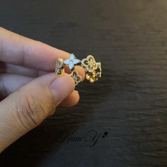 镂空闪钻滴釉四叶花戒指女ins小众设计轻奢高级时尚精致开口指环