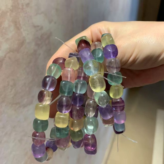 像果冻一样的天然冰透起光彩莹石手链手串