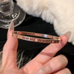 玫瑰金钛钢手镯女款高级感手链轻奢小众锆石手环素圈手镯子手饰品