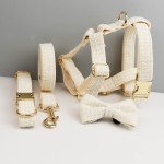白色小香风狗项圈奢华宠物项圈跨境新款狗背心狗链可刻字金属插扣