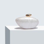 时尚礼包欧美风亚克力亮面鹅蛋型单肩包个性斜跨包包晚宴手拿包