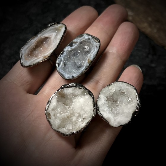 跨境复古风天然晶洞水晶/玛瑙纯手工烧焊镀古银色开口可调节戒指