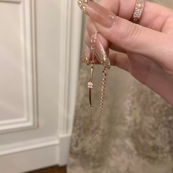 S925纯银小方糖手链女法式时尚设计轻奢风配饰简约高级感气质手饰