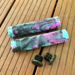 高质量山地车把套防滑加厚混色水波纹把套骑行通用自行车单车握把