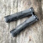 通用山地车把套密封单边锁防滑柔软骑行土坡车燕把改装自行车握把