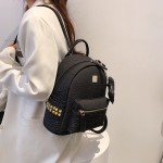 洋气尼龙铆钉双肩包女高级感小众2025新款旅游小巧精致韩系小背包